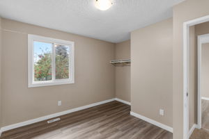 3303 138 Ave NW-QuikSell-12