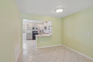 Minnow Creek Dr-S0905-009.jpg