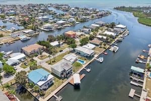 Minnow Creek Dr-S0905-049.jpg