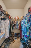 Master Bedroom Walk-in Closet1