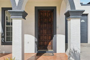 W Lawn Ave-S1111-005