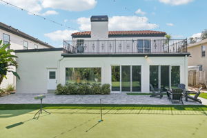 W Lawn Ave-S1111-100