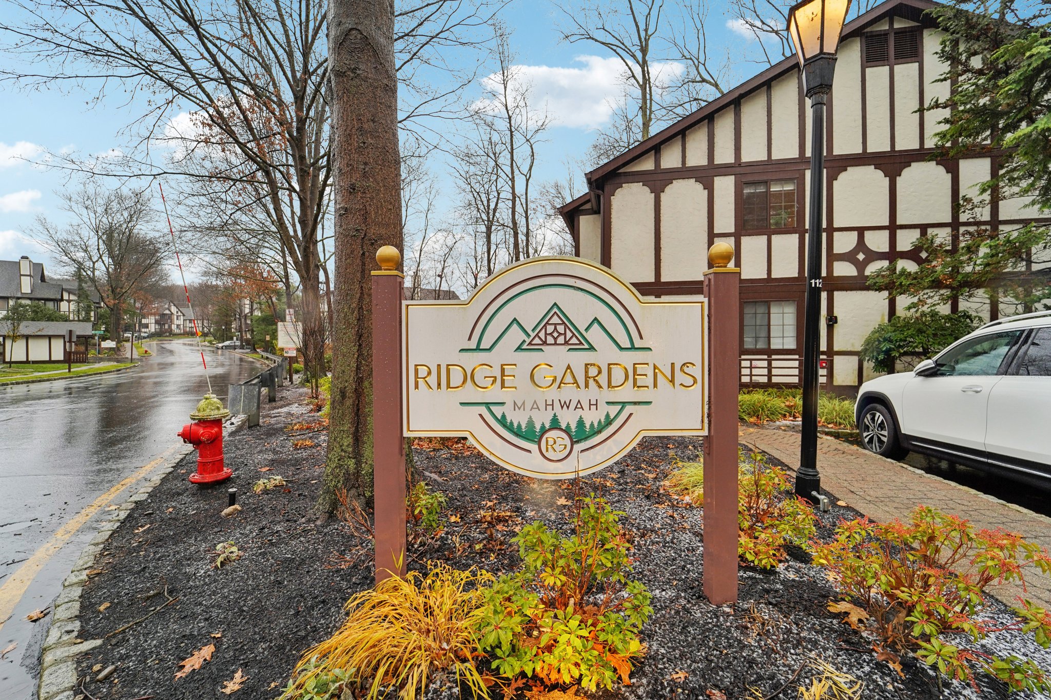 Whittier Ct-S0312-002.jpg