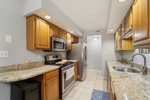 Whittier Ct-S0312-018.jpg