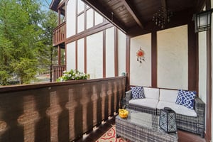 Whittier Ct-S0312-027.jpg