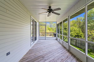 Screened-in Porch
