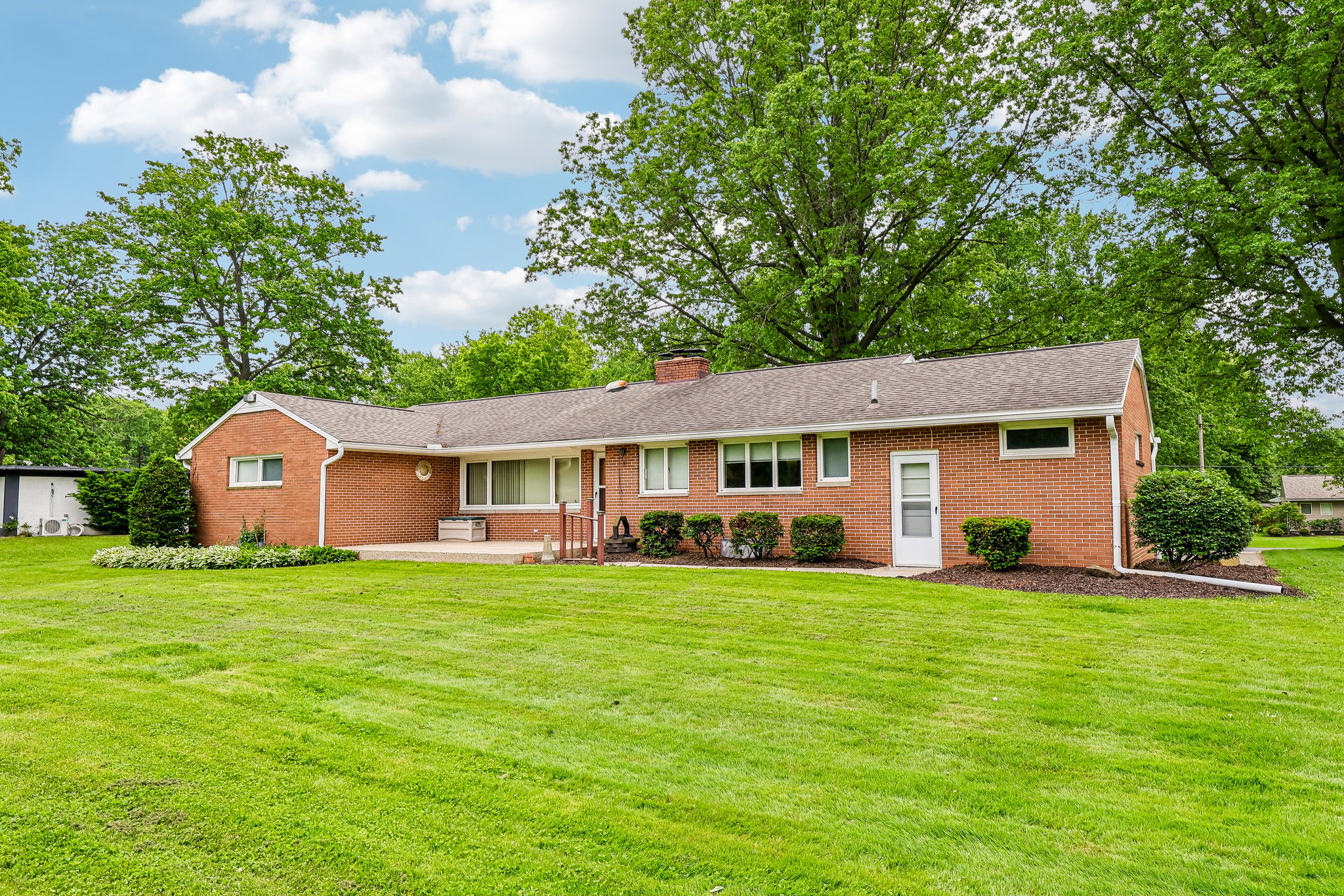 Trumbull Ave-S2805-048.jpg
