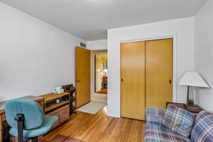 Trumbull Ave-S2805-030.jpg