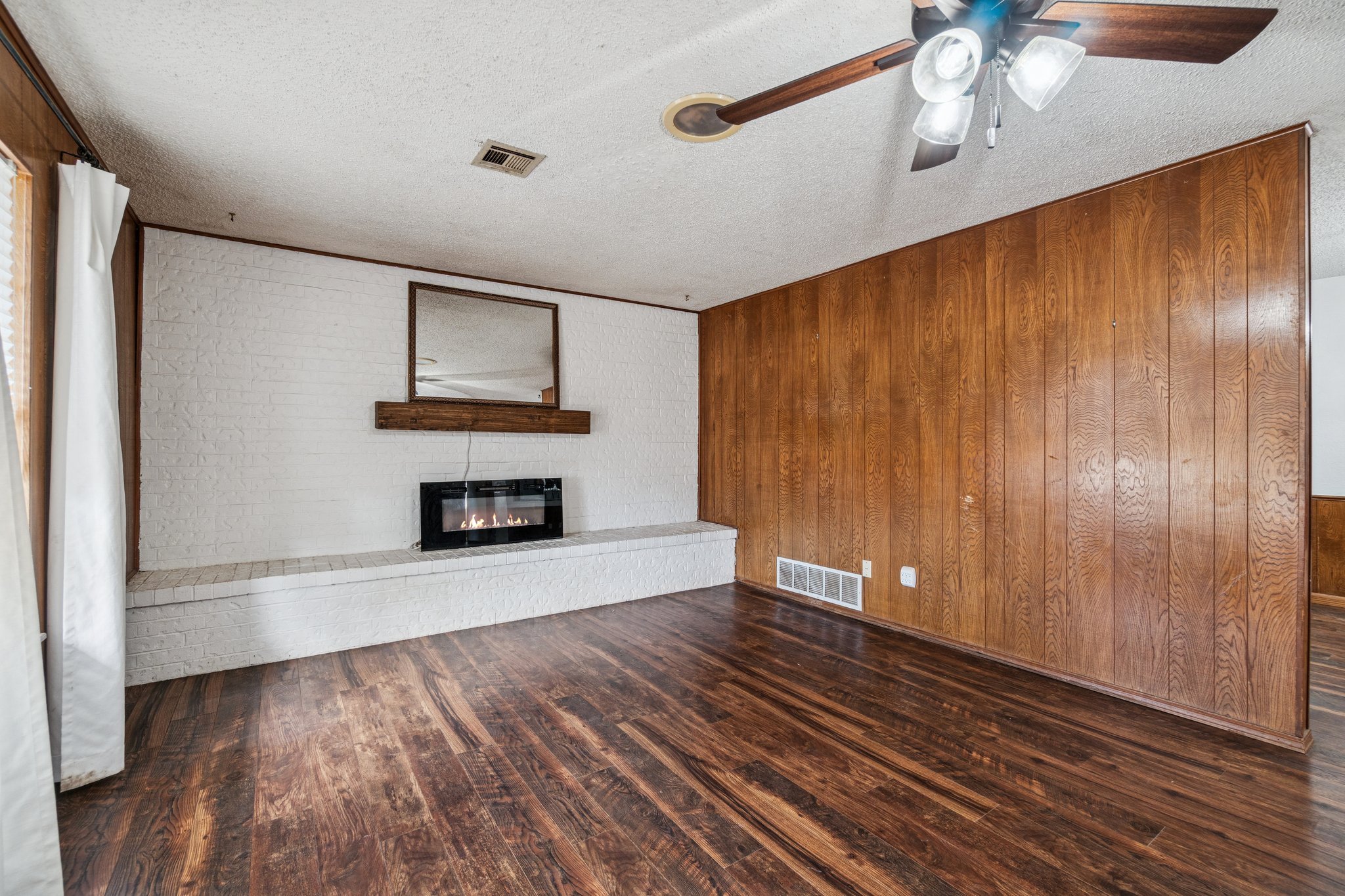 33057 Squaretop Rd_012.jpg