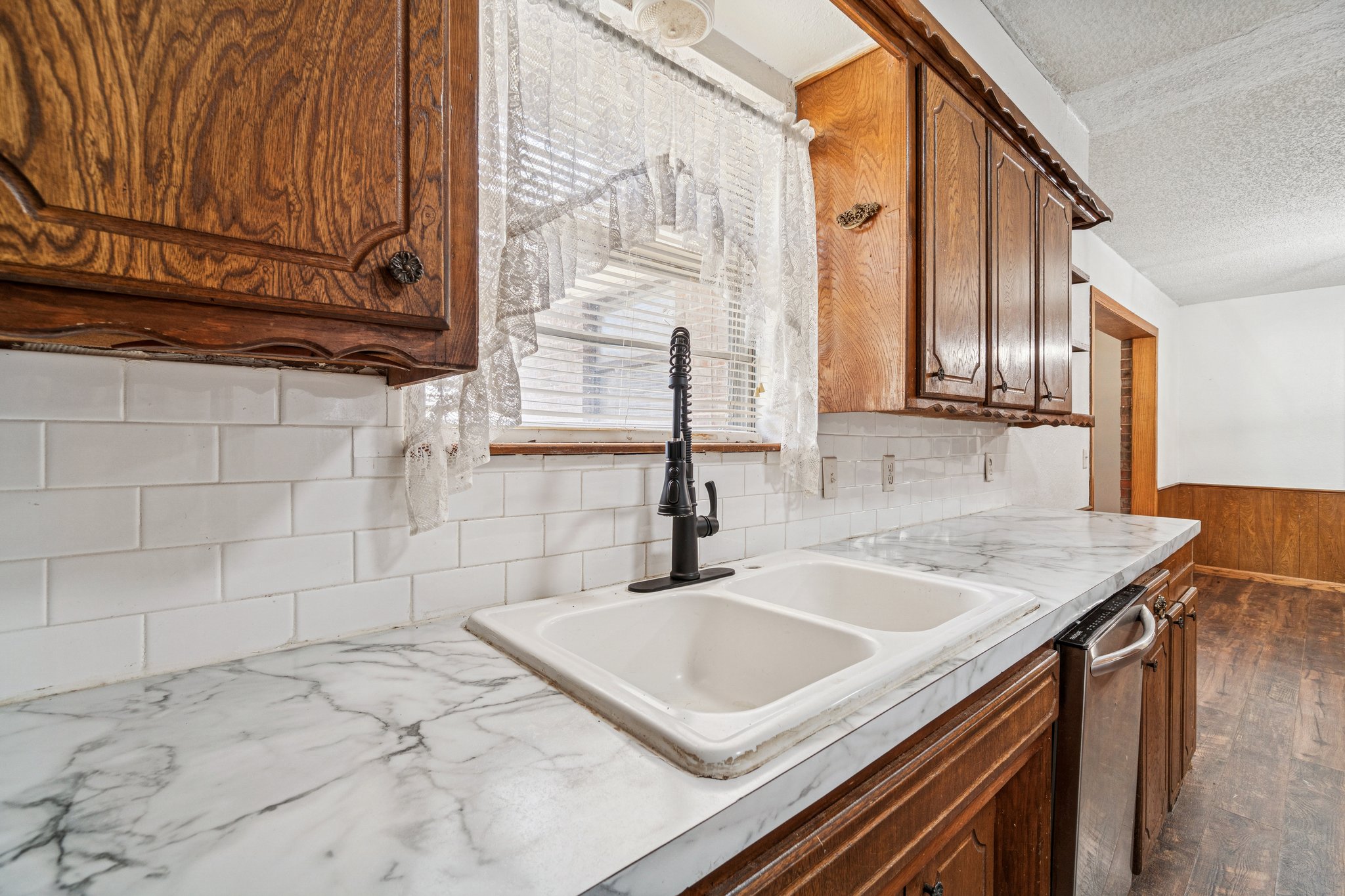 33057 Squaretop Rd_021.jpg