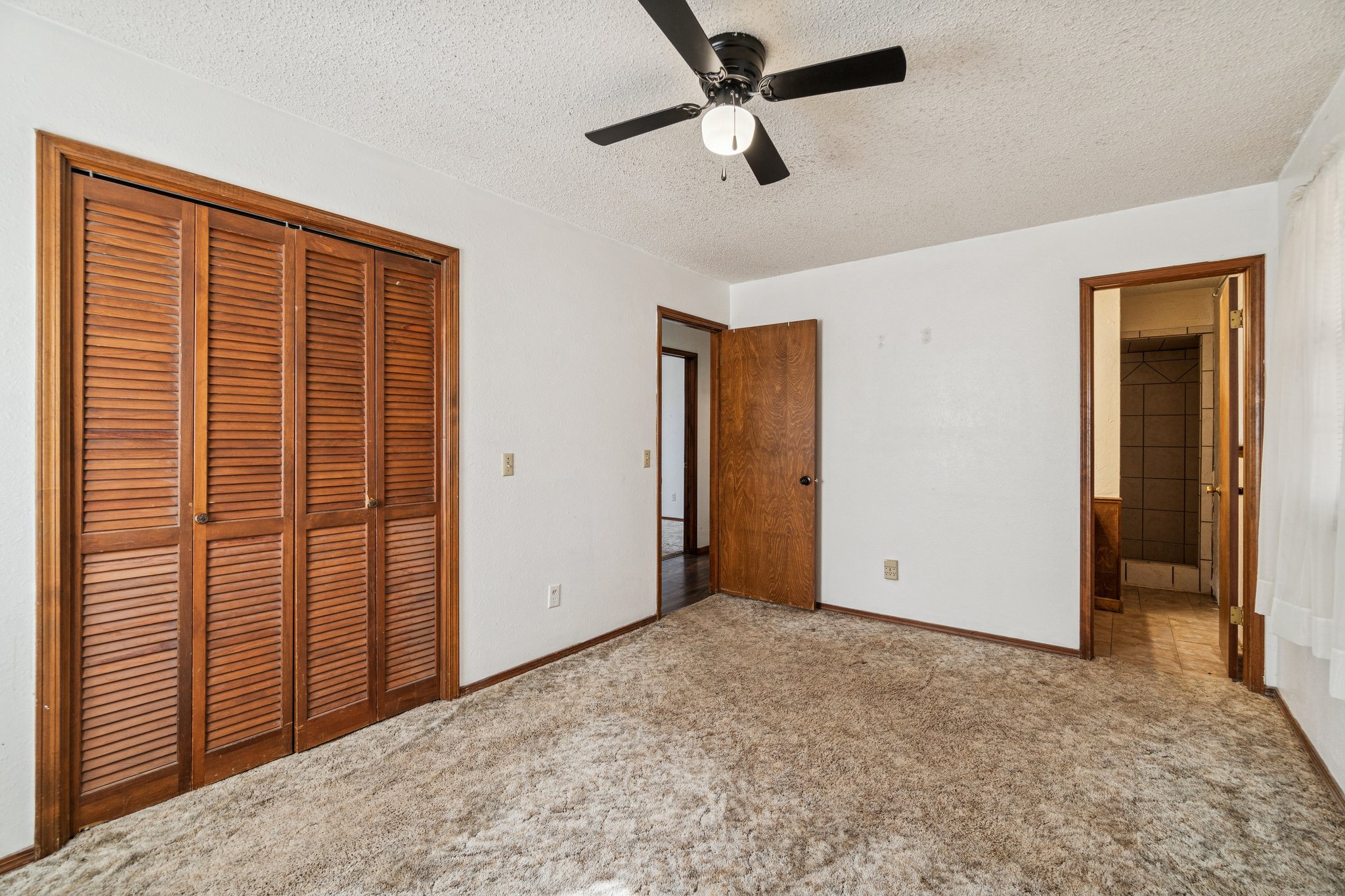 33057 Squaretop Rd_026.jpg