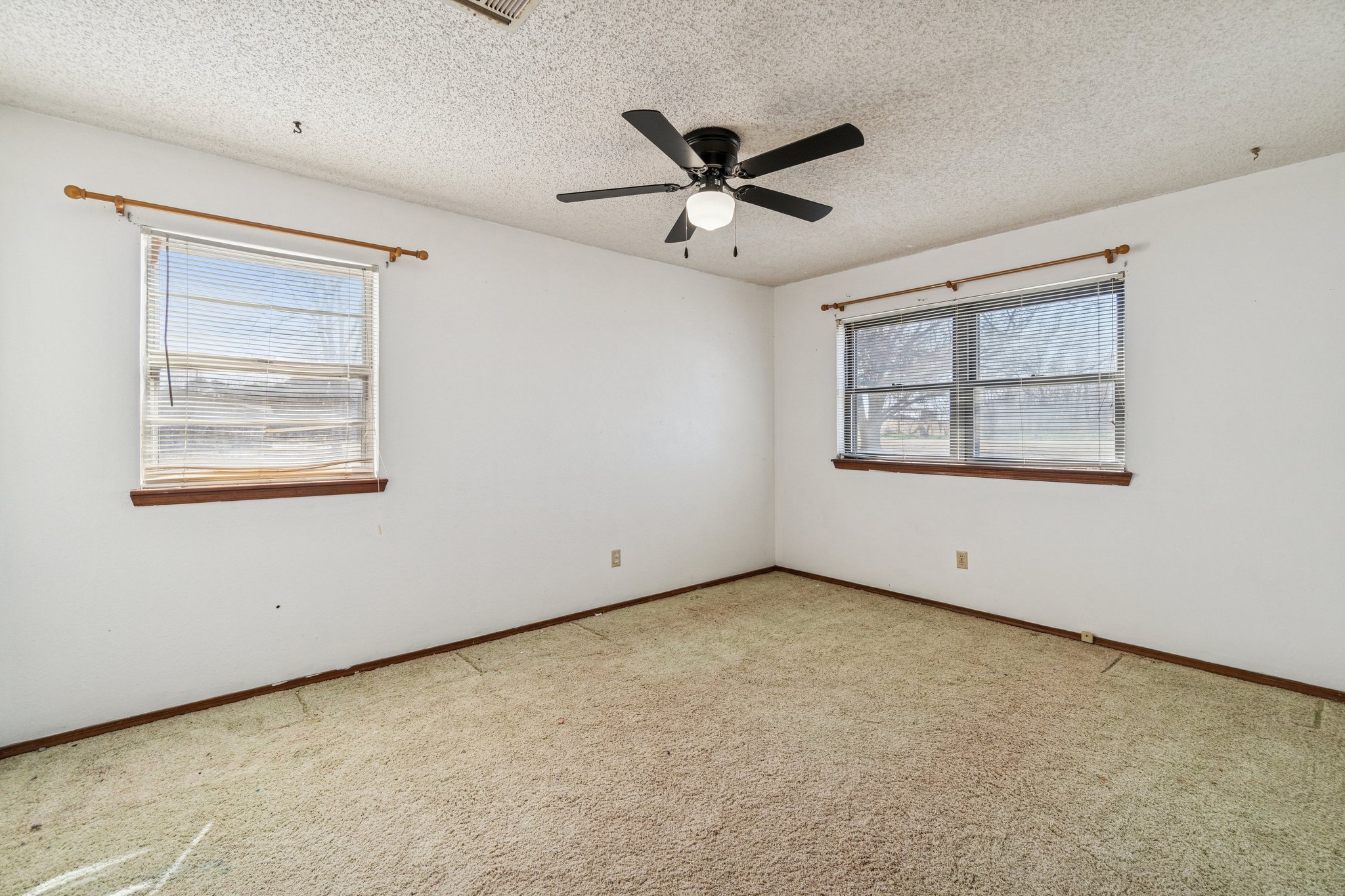 33057 Squaretop Rd_029.jpg