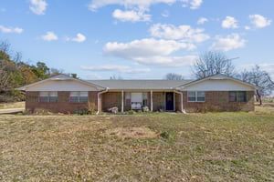 33057 Squaretop Rd_001.jpg