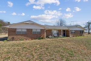 33057 Squaretop Rd_005.jpg