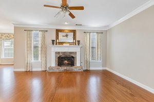Living Room furniture removed.jpeg