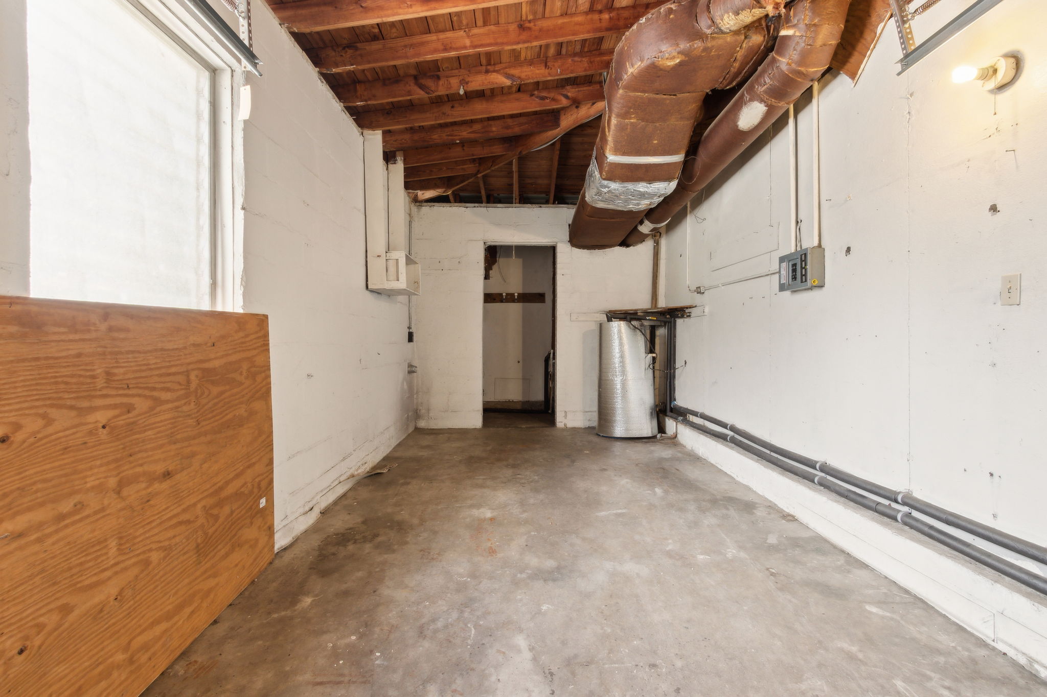Laundry Room in garage