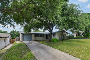 Shady Springs Dr-S2506-001.jpg