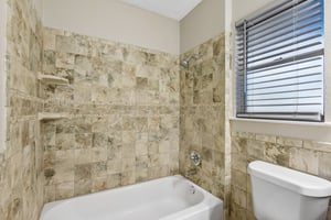 Shady Springs Dr-S2506-021.jpg