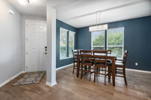 Foyer/Dining Room