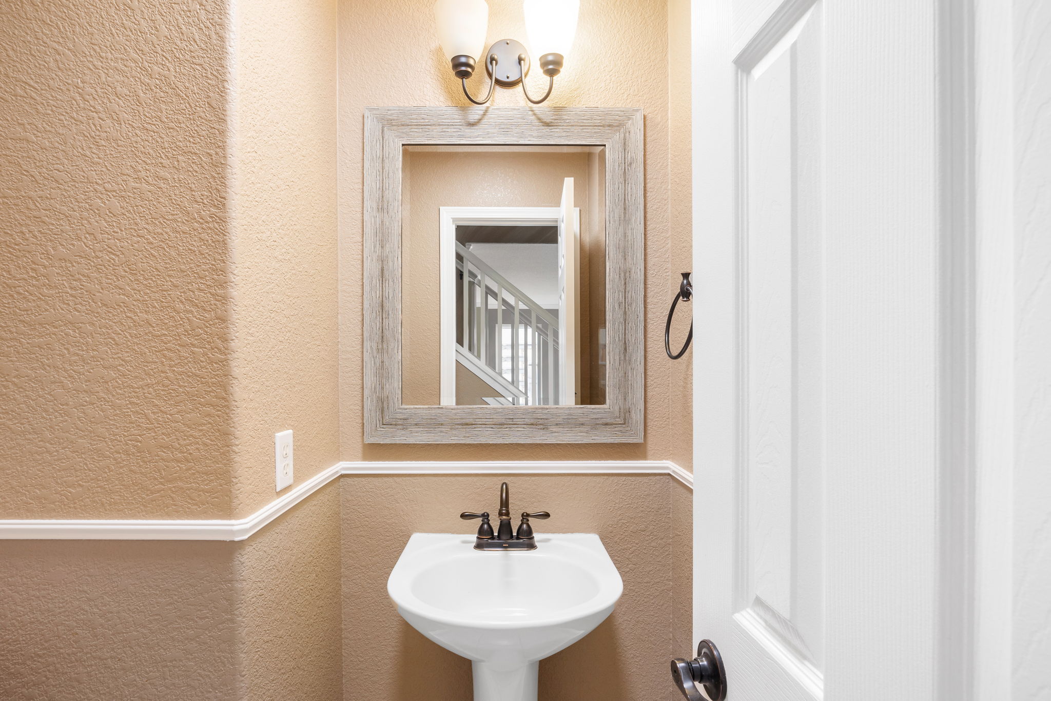 2024-03-06 - 3308 Calla Lily Way, Sacramento, CA 95833 23