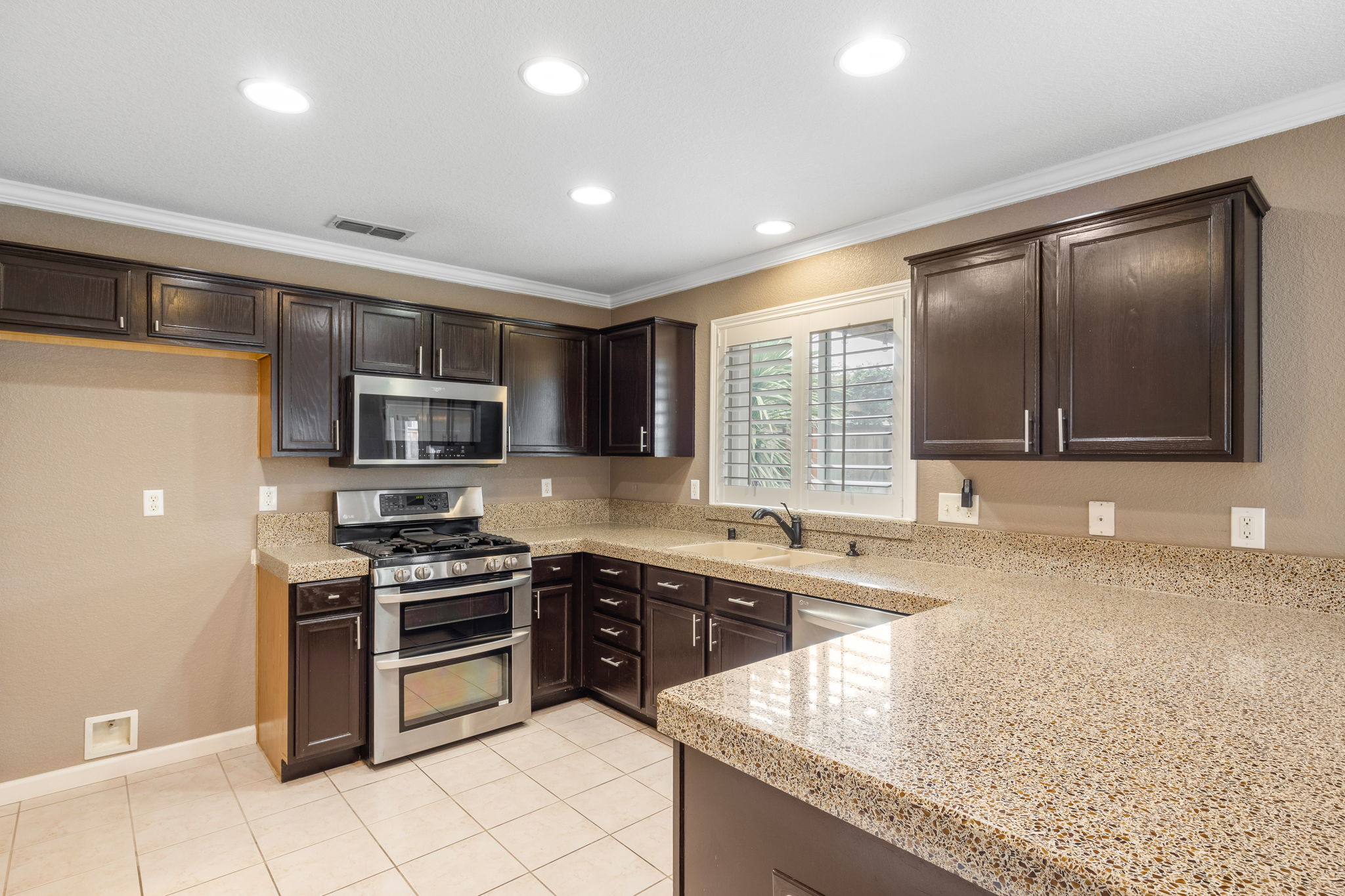 2024-03-06 - 3308 Calla Lily Way, Sacramento, CA 95833 18