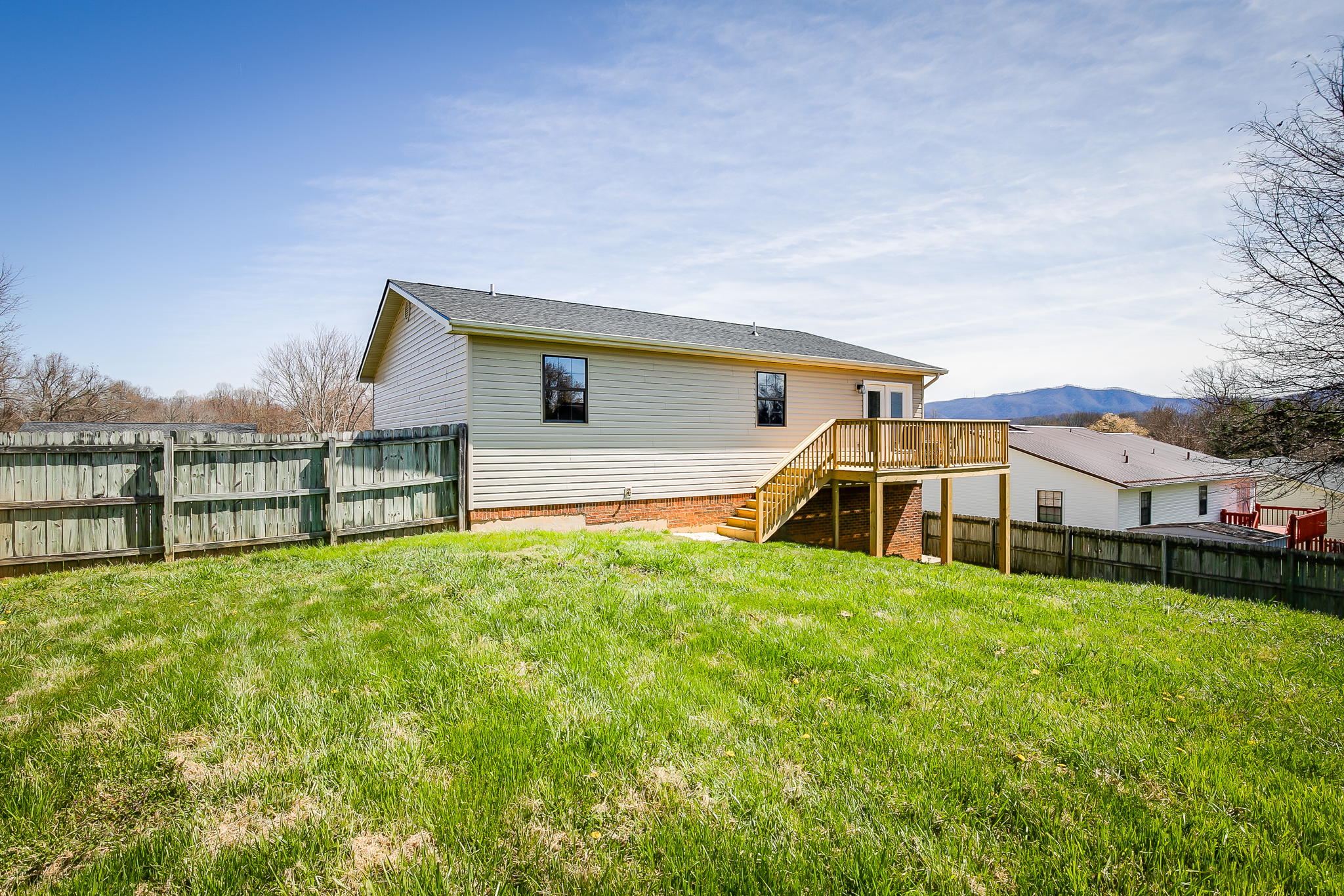 3309 Lita Dr, Johnson City, TN 37604, USA Photo 30