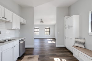 3309 Lita Dr, Johnson City, TN 37604, USA Photo 14