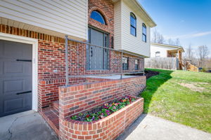 3309 Lita Dr, Johnson City, TN 37604, USA Photo 3