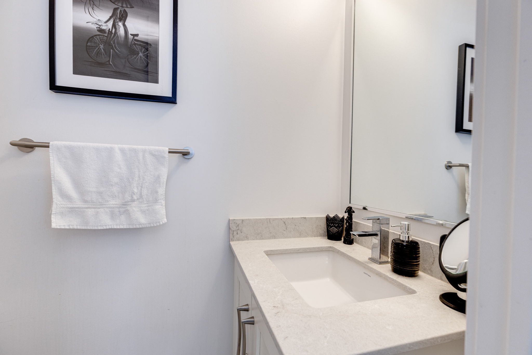 Innisfil property showcase — delivered property photograph 15