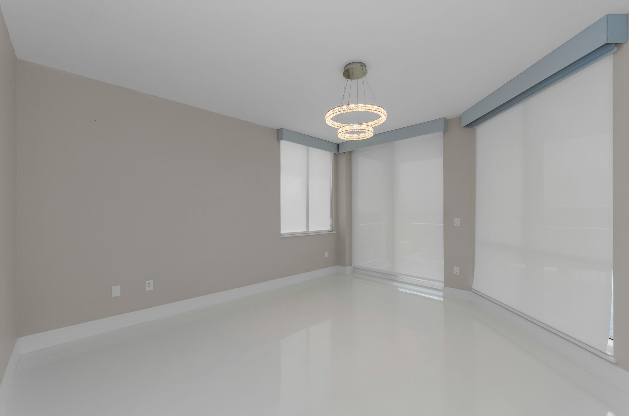 Primary Bedroom1a