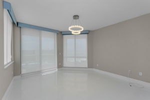Primary Bedroom1b