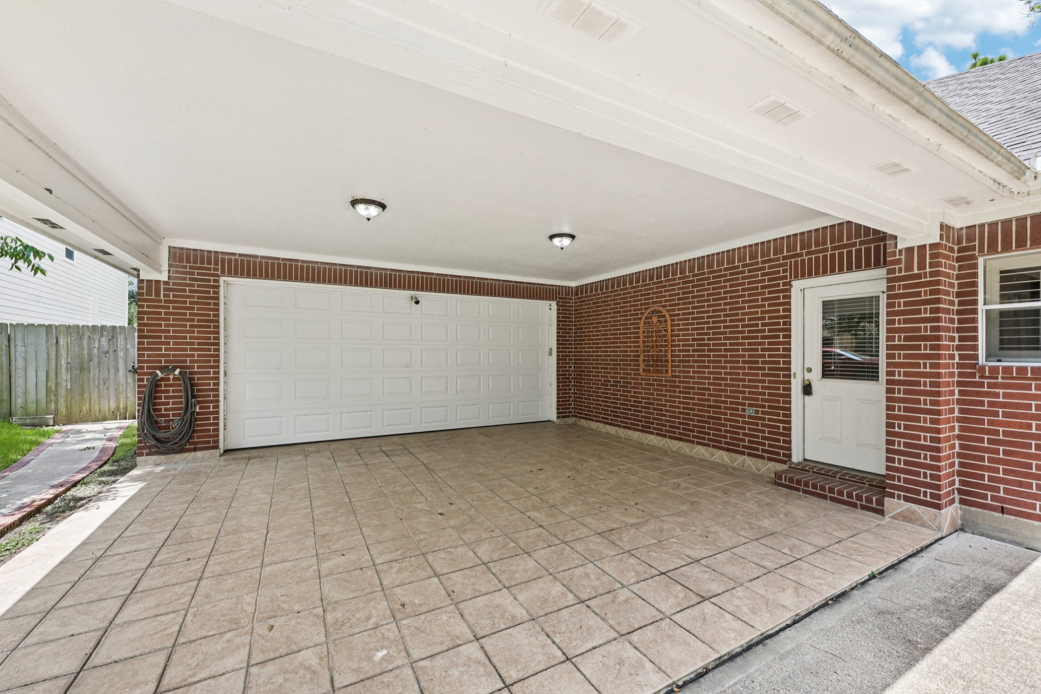 Creekside Dr-L1508-007.jpg