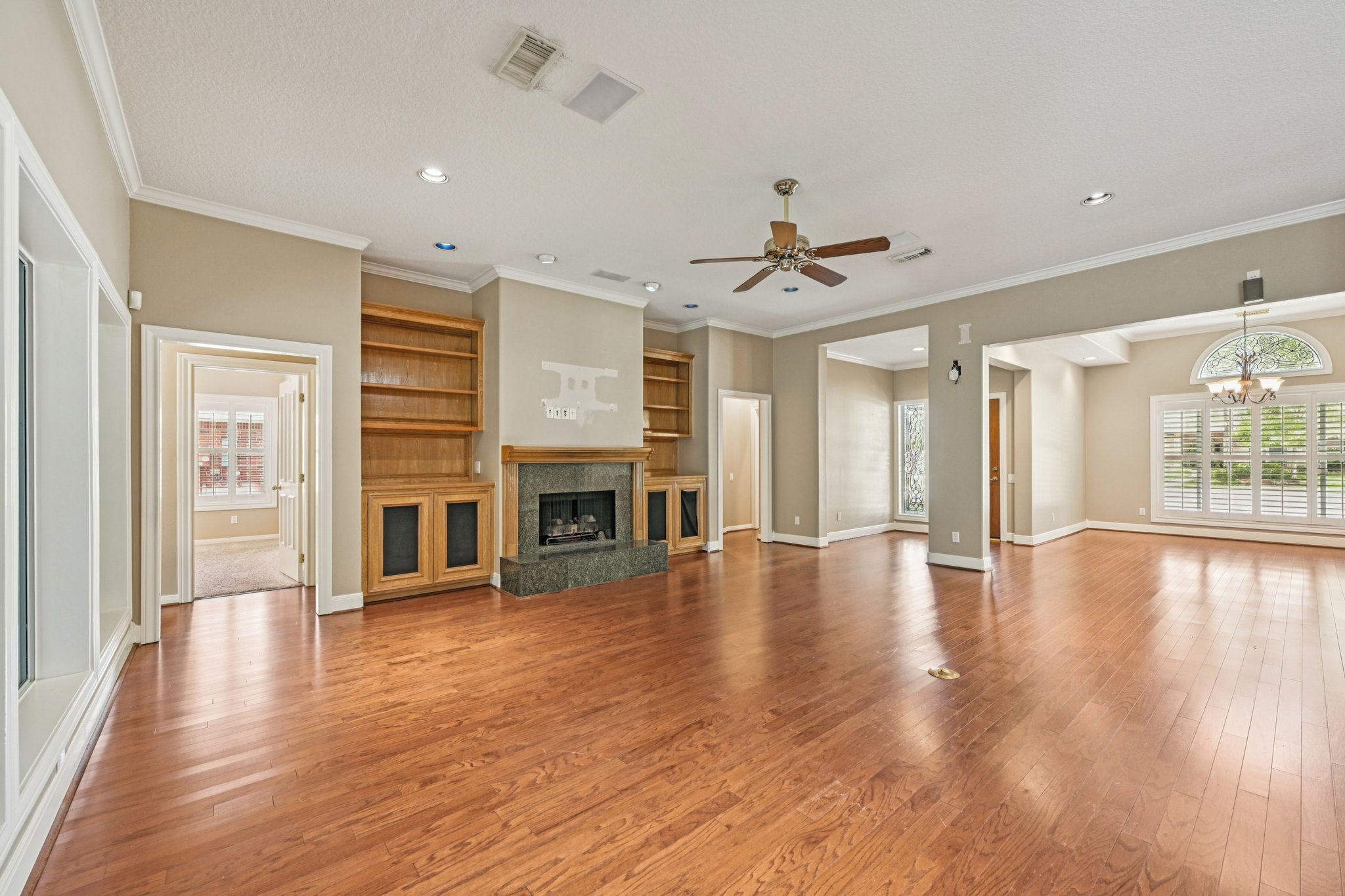 Creekside Dr-L1508-014.jpg