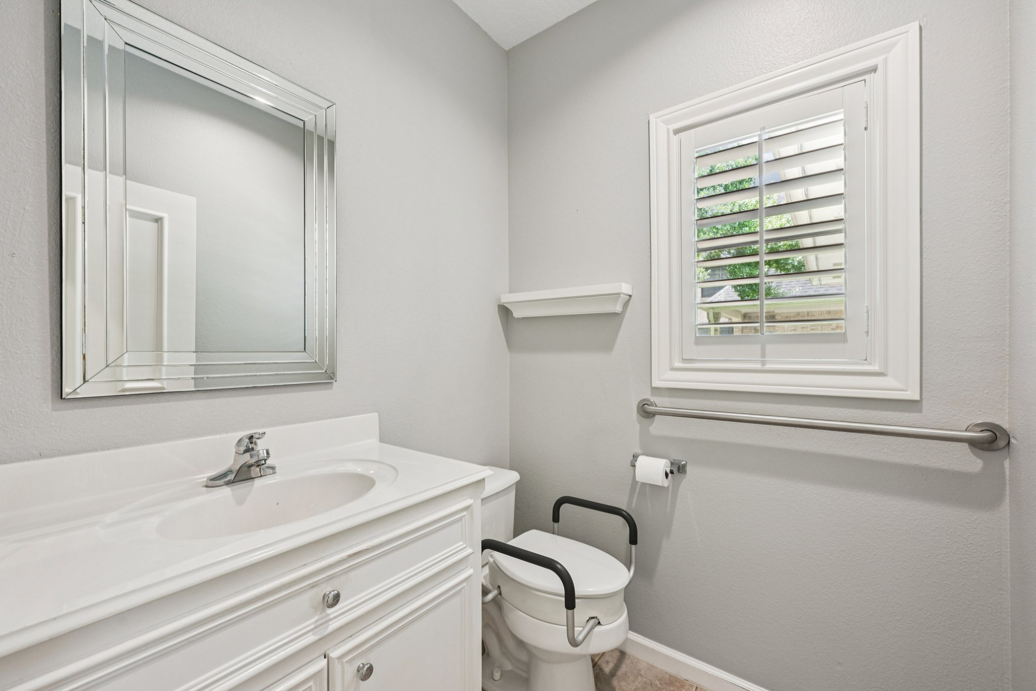 Creekside Dr-L1508-034.jpg
