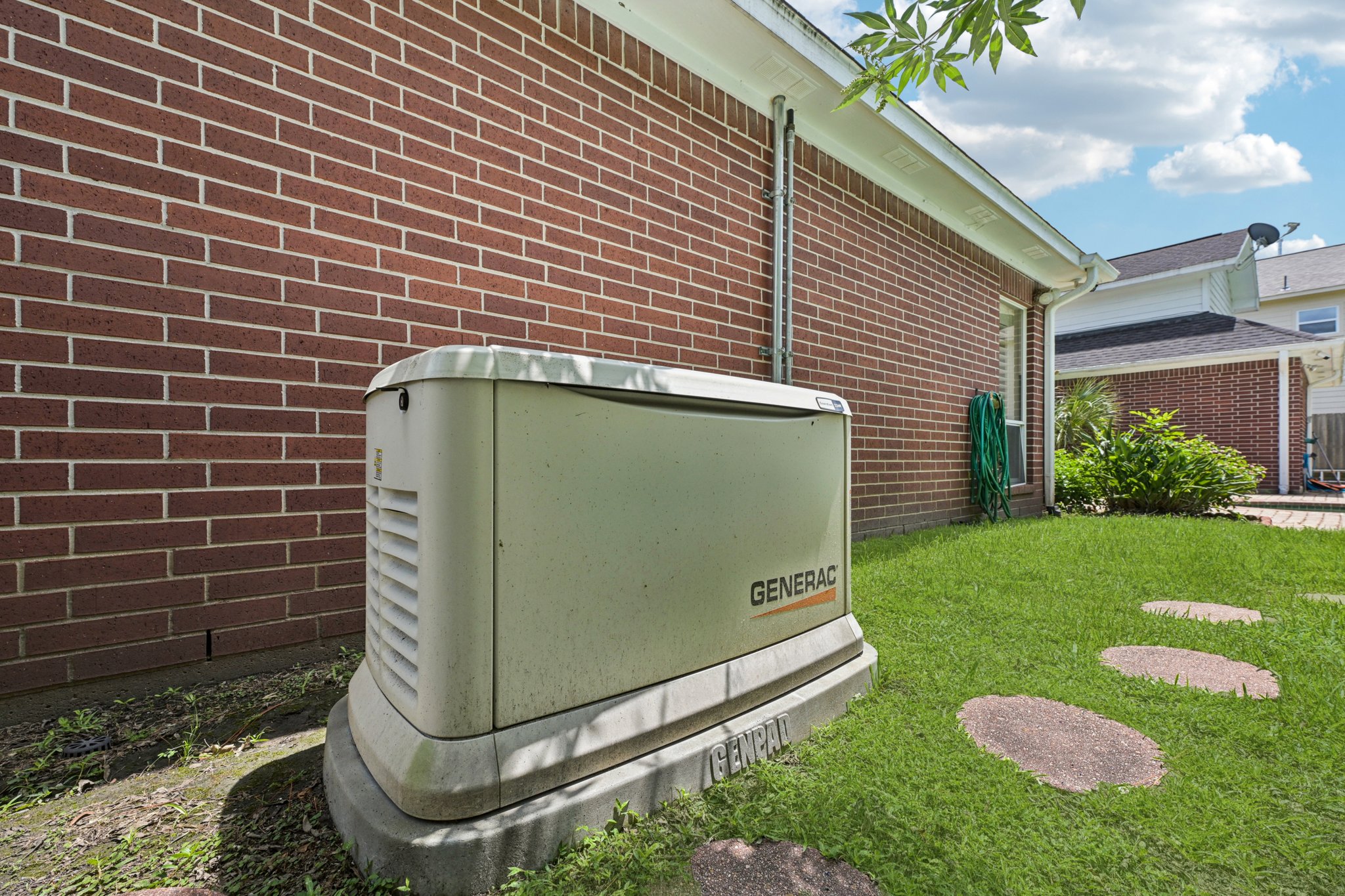 Creekside Dr-L1508-048.jpg