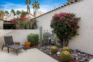  331 Forest Hills Dr, Rancho Mirage, CA 92270, US Photo 2