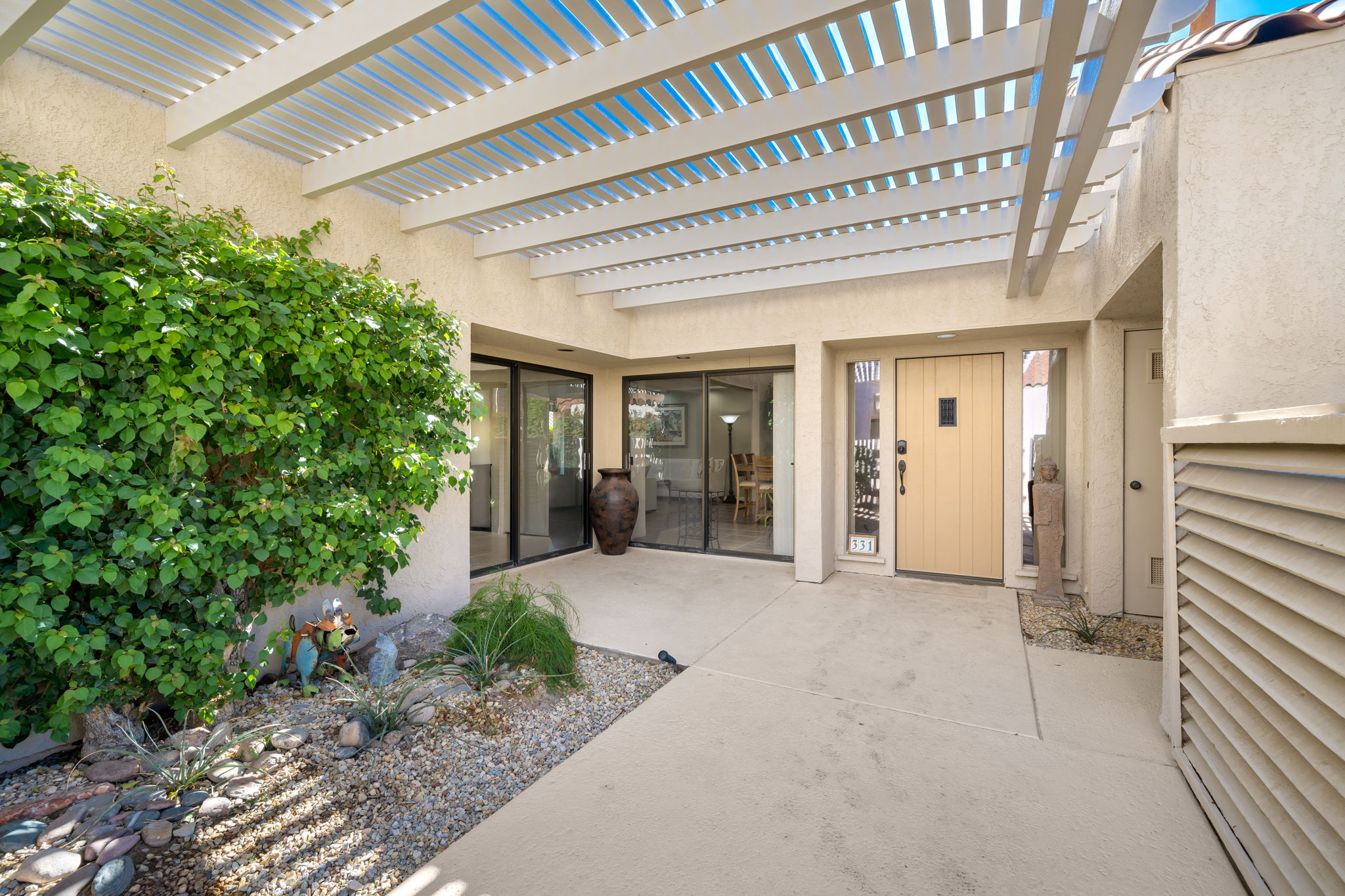 331 Forest Hills Dr, Rancho Mirage, CA 92270, USA Photo 12