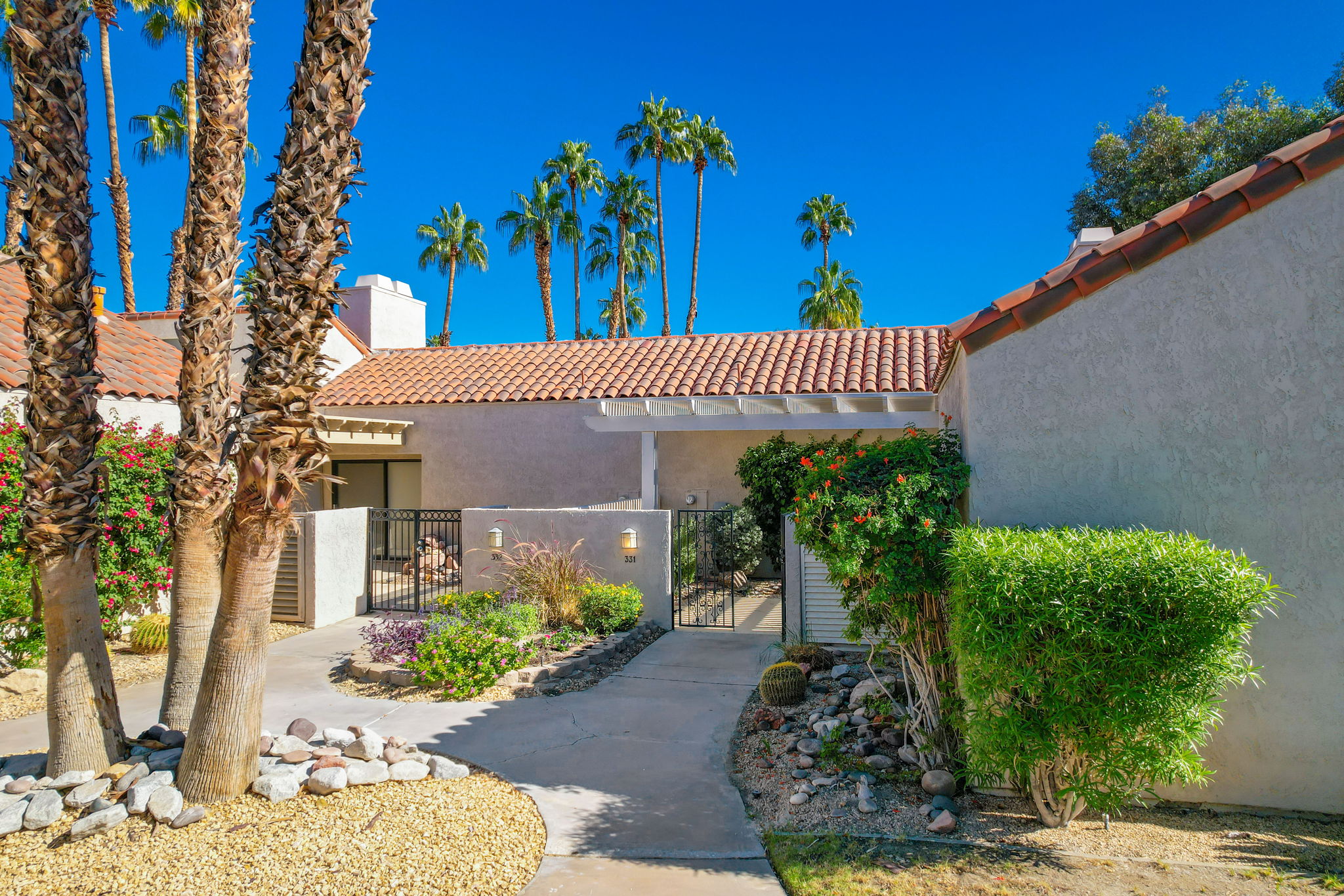 331 Forest Hills Dr, Rancho Mirage, CA 92270, USA Photo 2