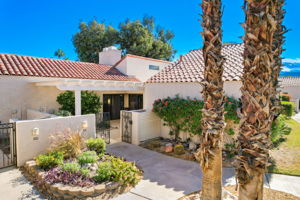 331 Forest Hills Dr, Rancho Mirage, CA 92270, USA Photo 2
