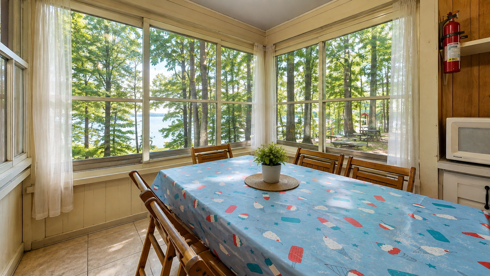 Dining room