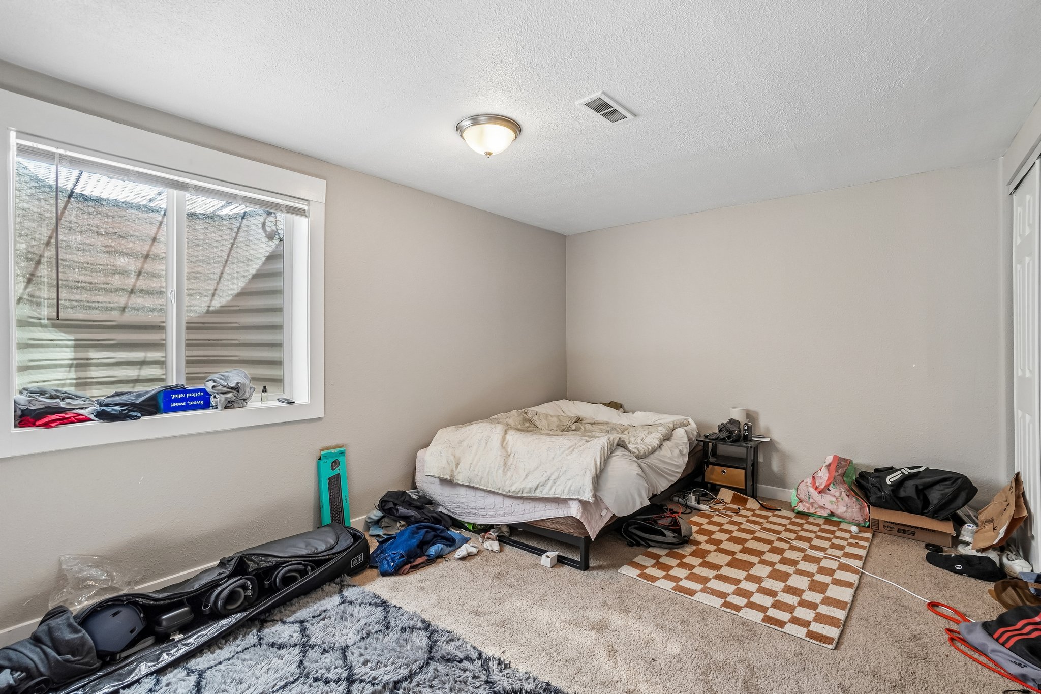 N Columbine St-S2104-023.jpg