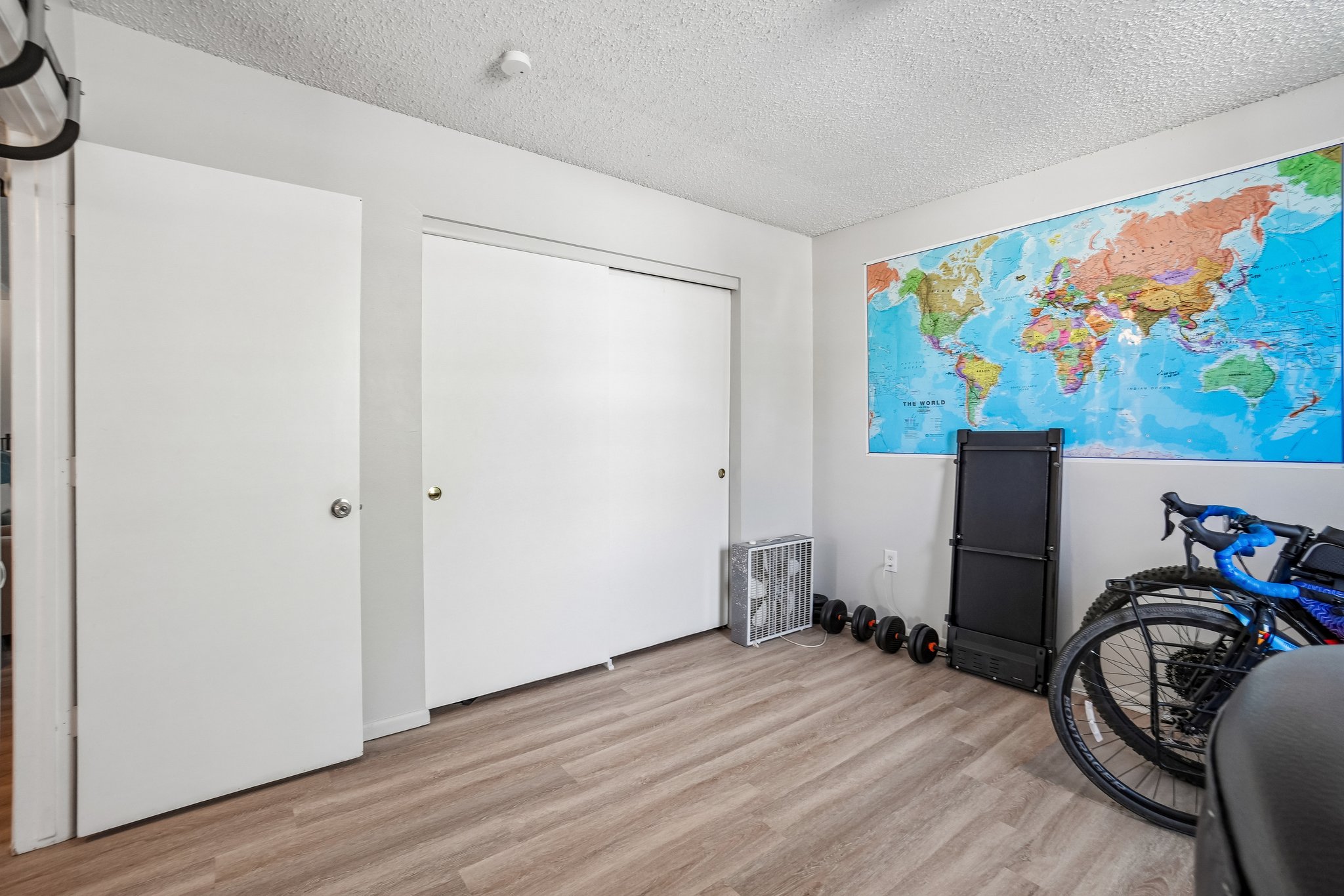 N Columbine St-S2104-038.jpg