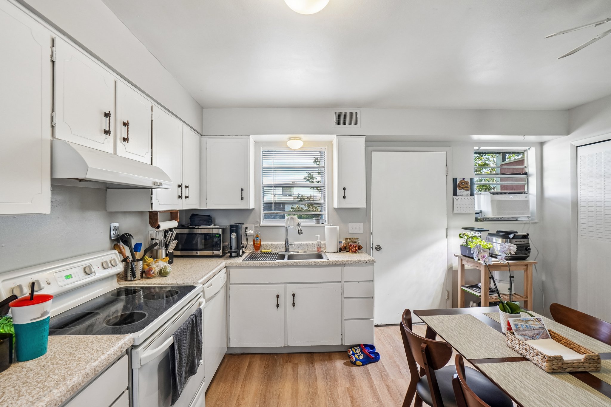 N Columbine St-S2104-043.jpg