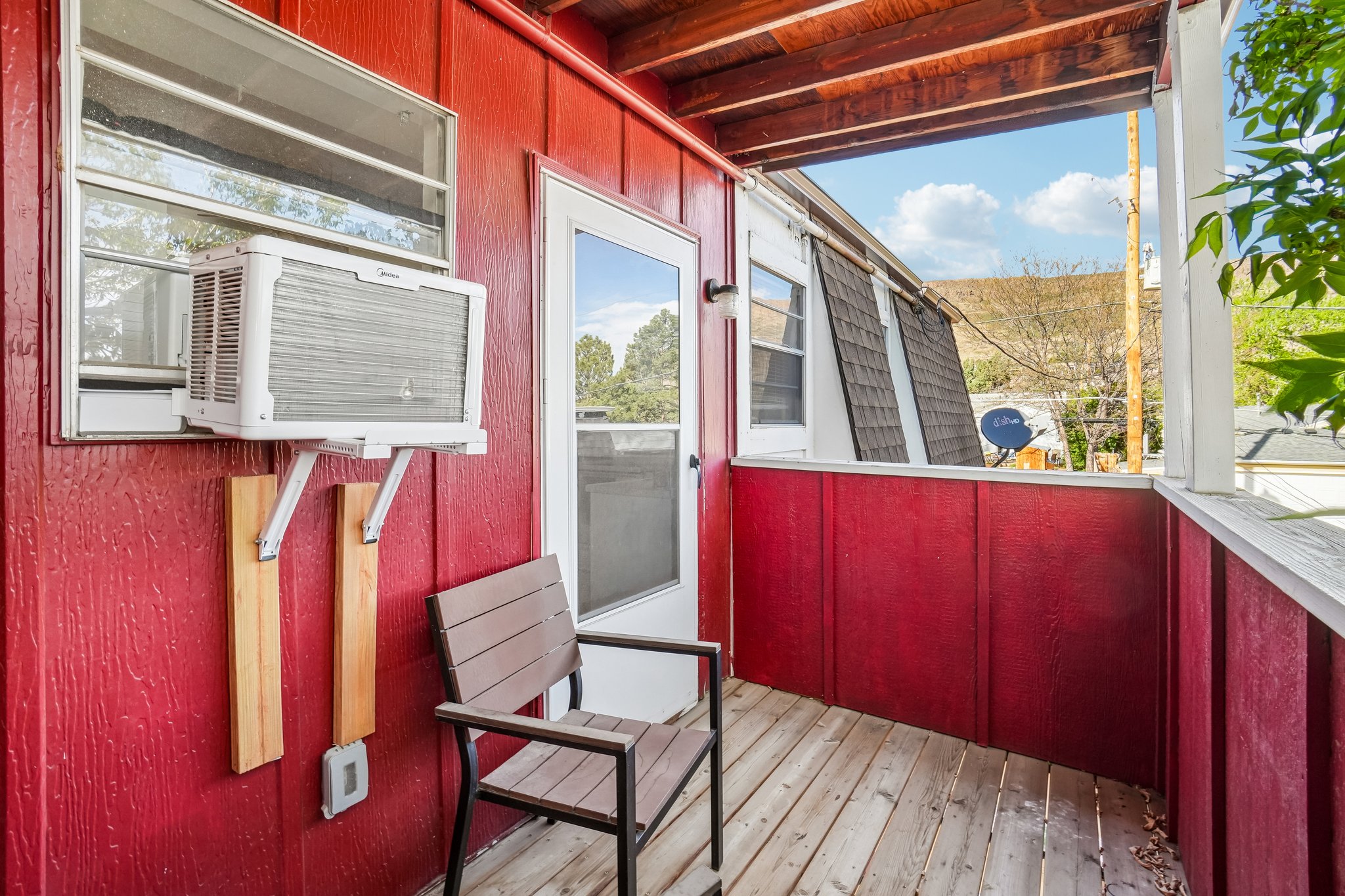 N Columbine St-S2104-051.jpg