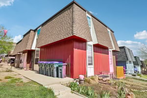 N Columbine St-S2104-001.jpg