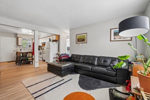 N Columbine St-S2104-009.jpg