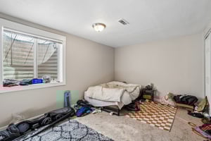 N Columbine St-S2104-023.jpg