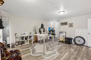 N Columbine St-S2104-027.jpg