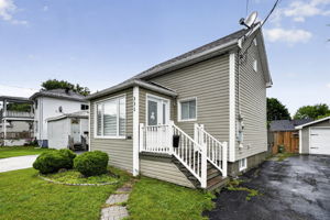  Photo 0