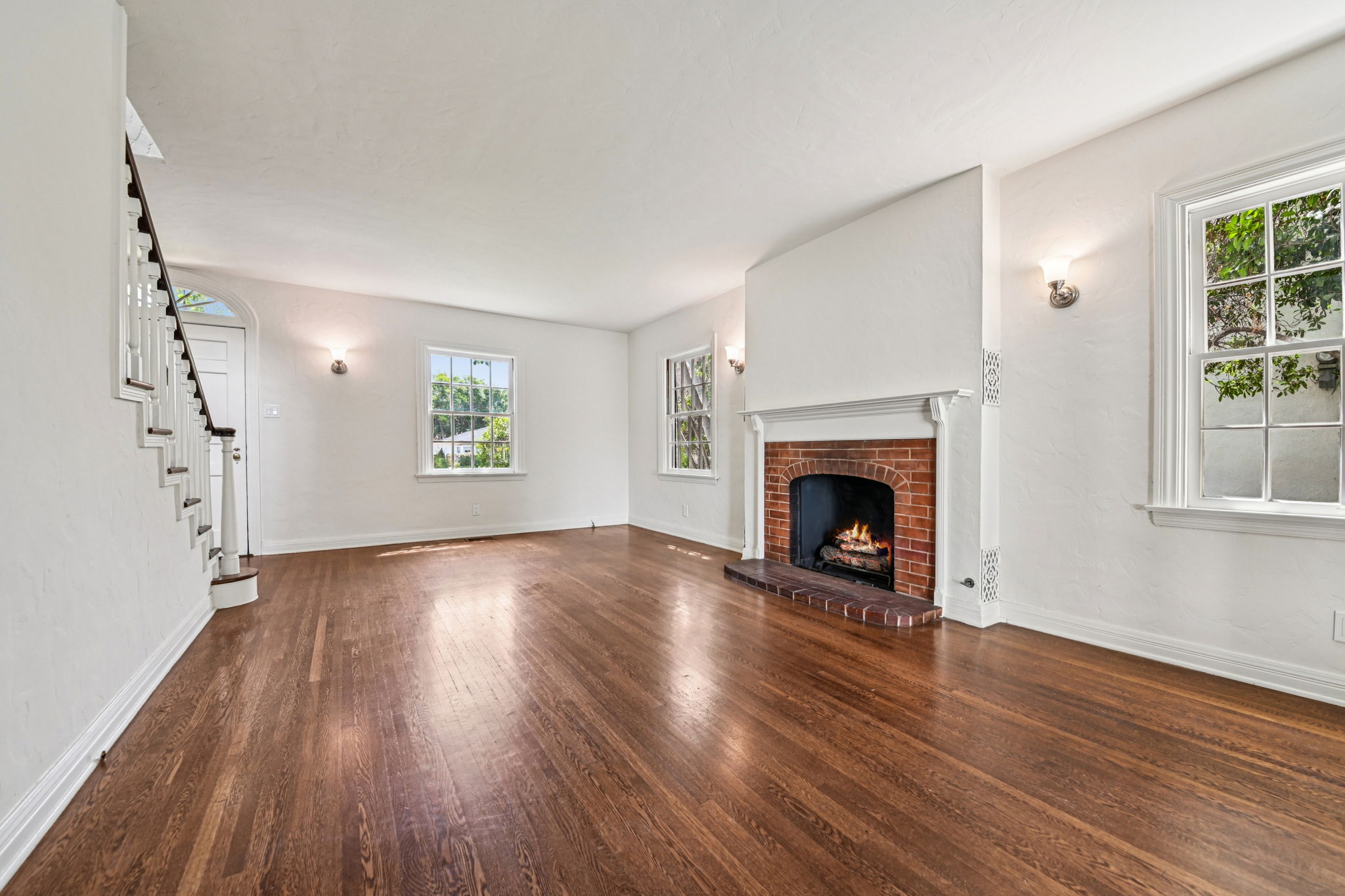 A-W Roses Rd-L2108r-004